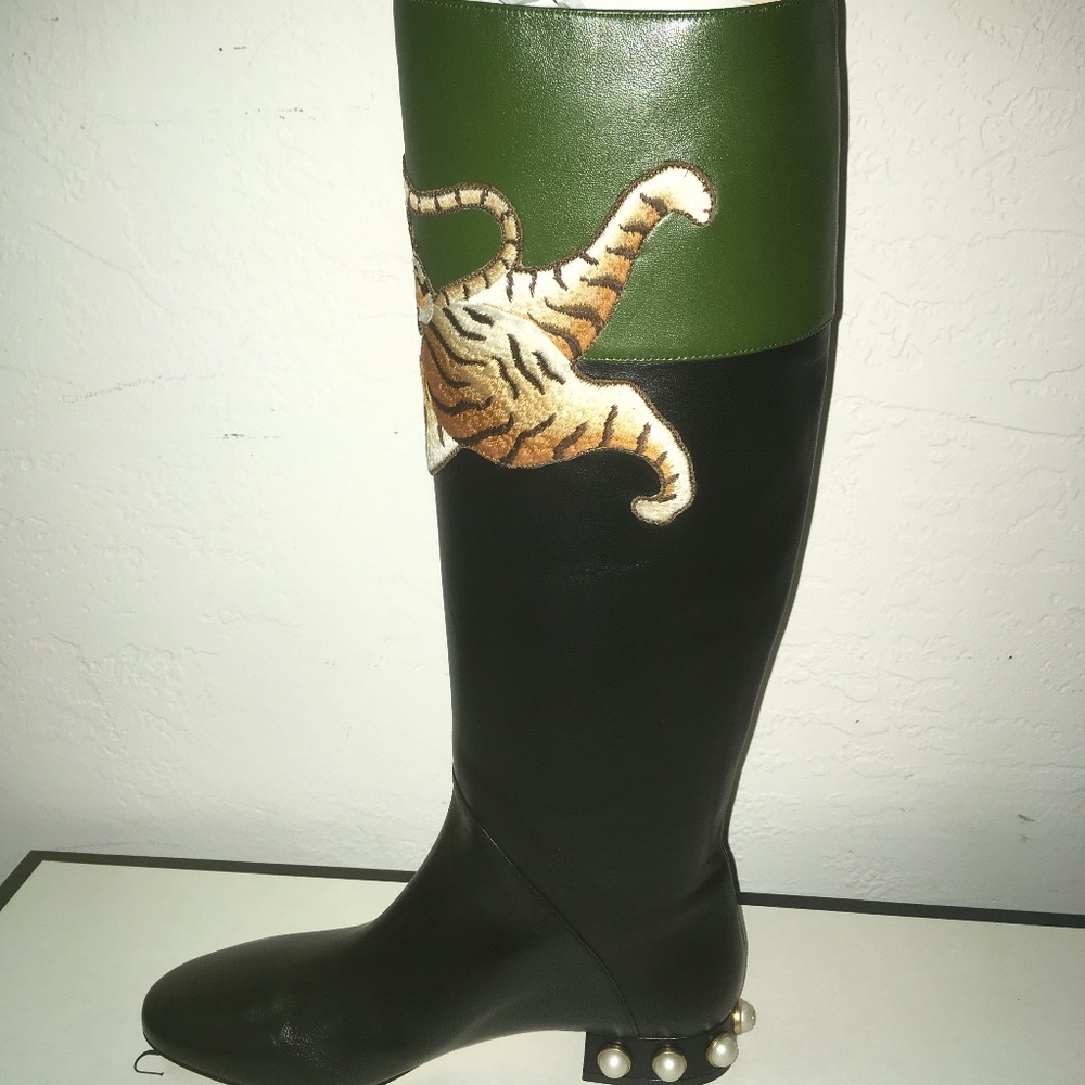Gucci Black and Green Pam Tiger Embroidered Boots